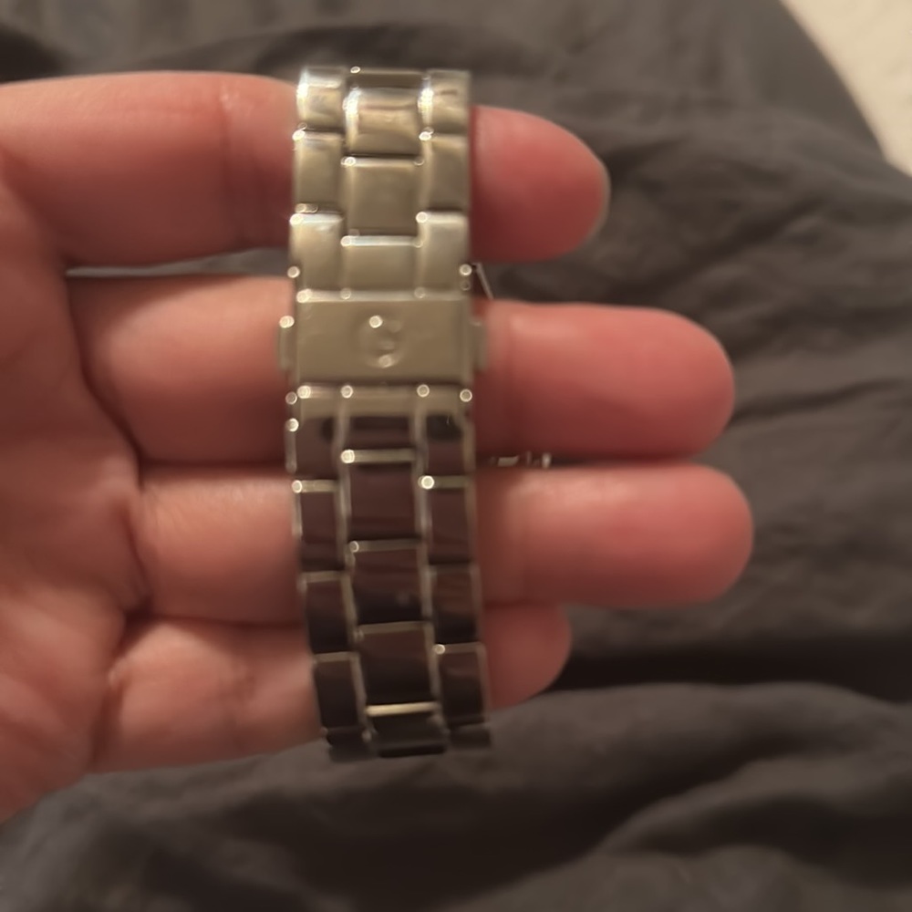 Guess watch - Picture 4 of 4